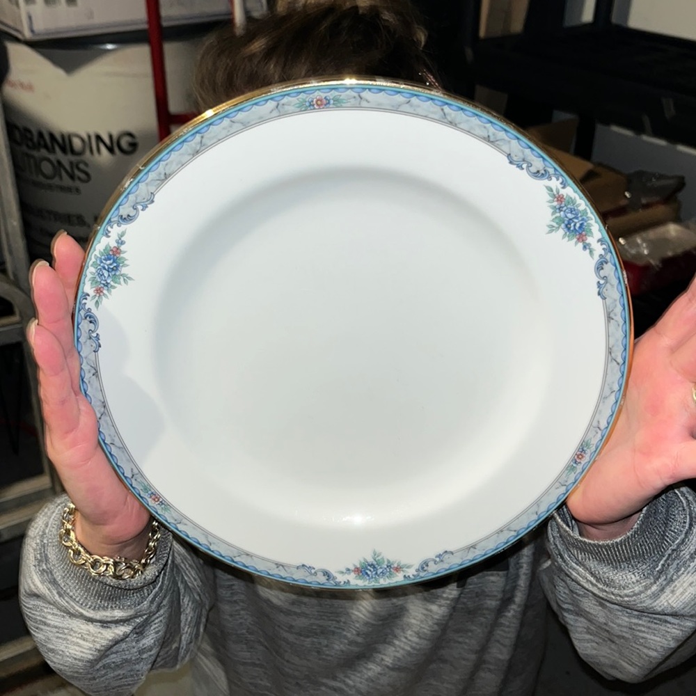 7 plates